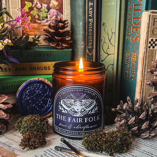 The Fair Folk Candle. Pear & Elderflower.